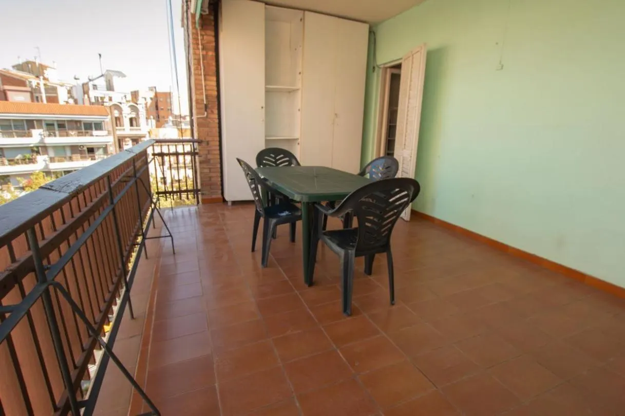 Habitacion Con Vistas Muy Centrica برشلونة 0*,  إسبانيا